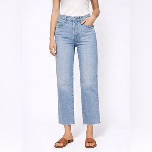 Levi’s Ribcage Crop Bootcut Jeans Women’s Size 27 Jazz Away Light Wash Raw Hem